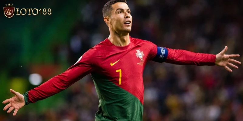 Cristiano Ronaldo - ngôi sao sáng giá nhất Bồ Đào Nha